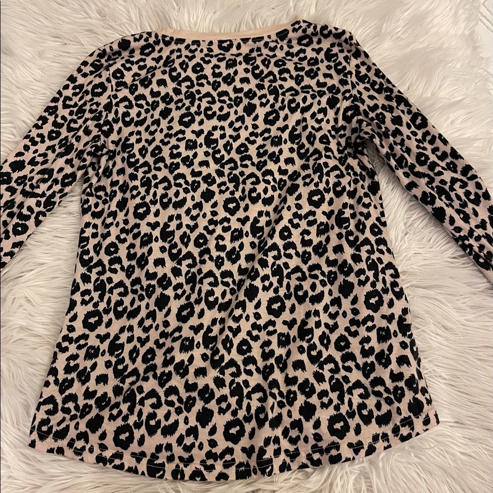 Leopard print | Top - Picture 13 of 16